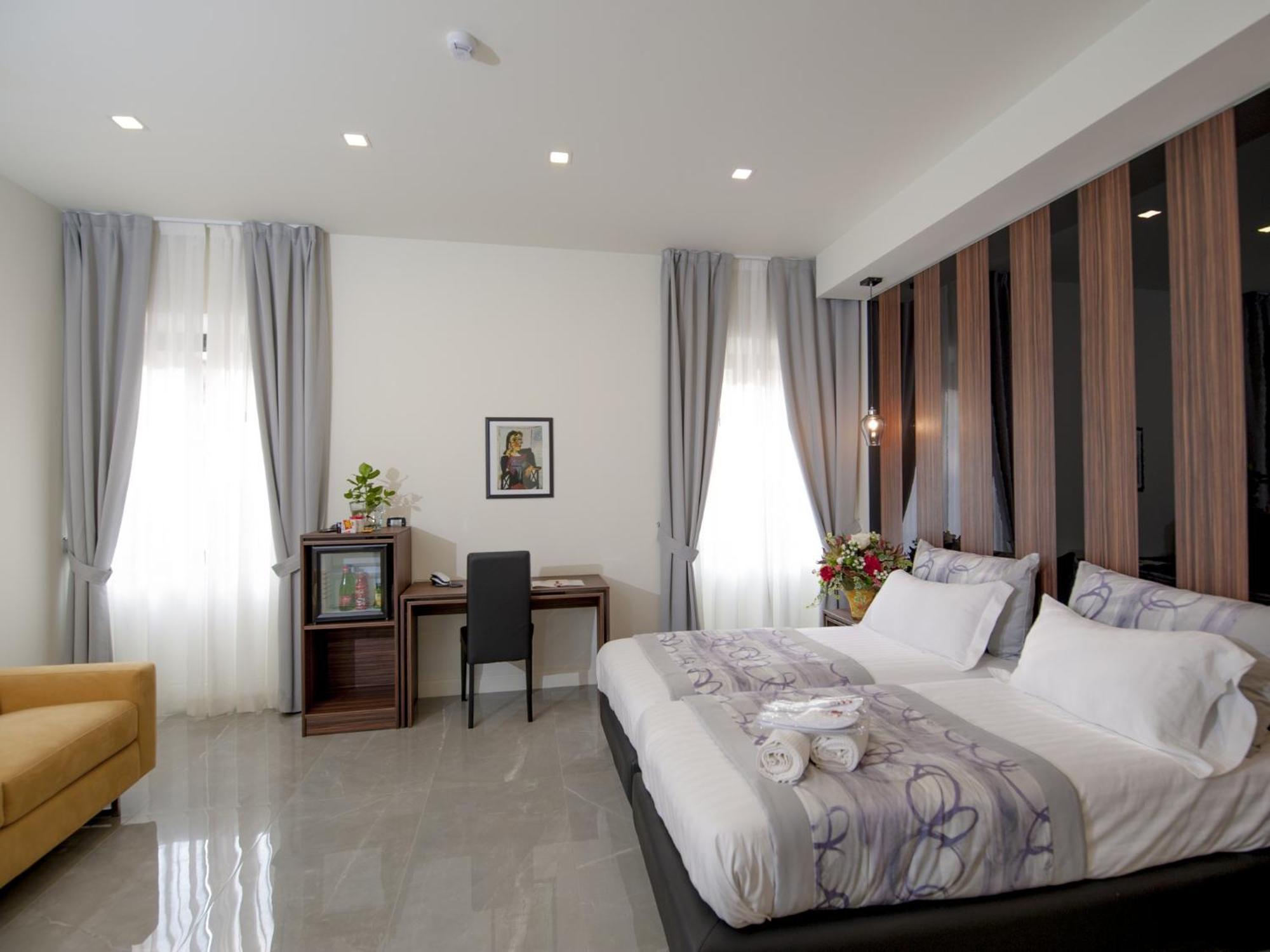 Deluxe Double Room Balcony