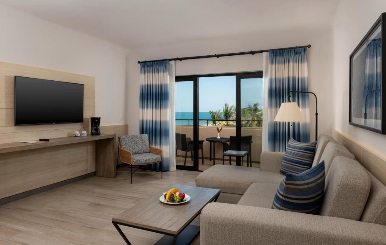 Junior Suite Oceanfront