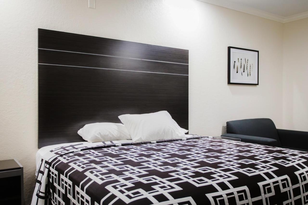 King Room - Smoking,943277959:JPEG