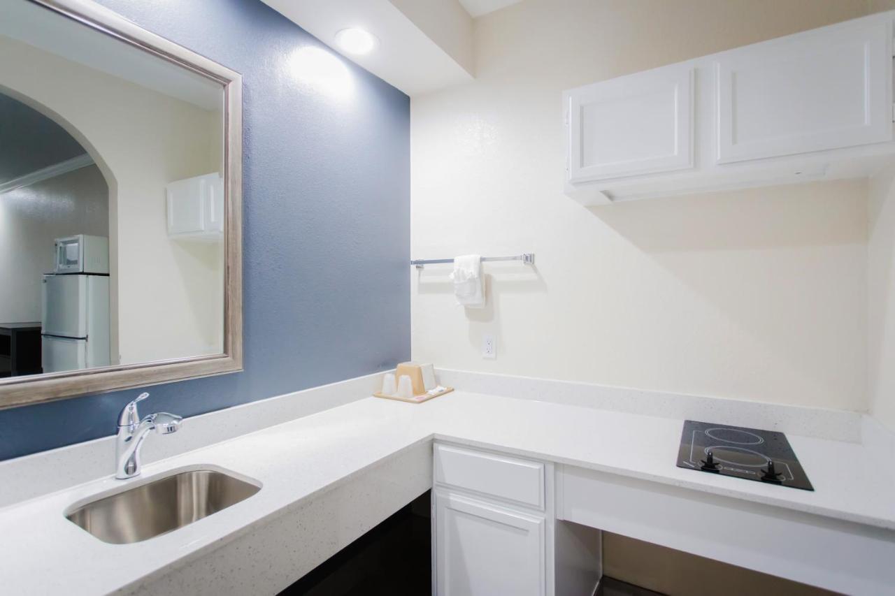 Kitchenette Suite - Non-Smoking,944854216:JPEG