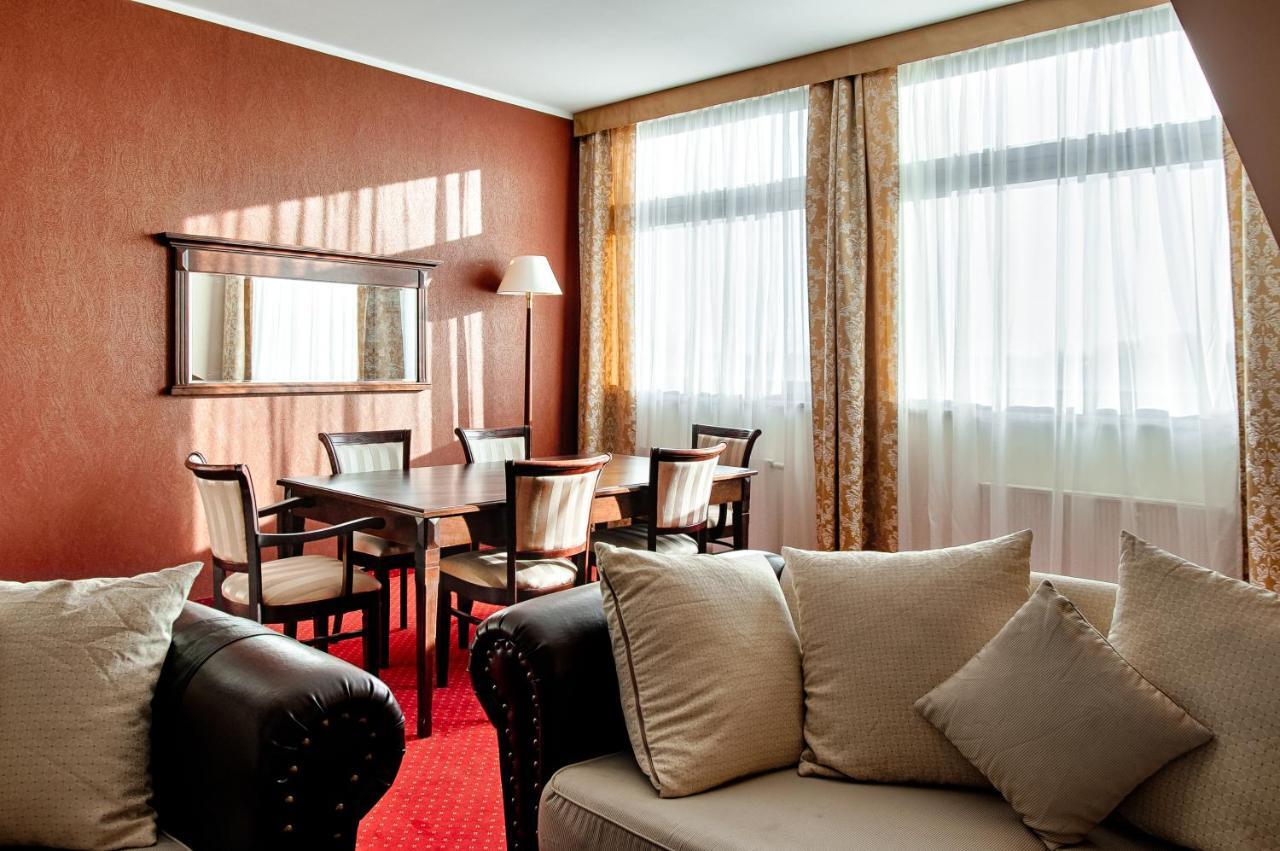 Presidential Suite
