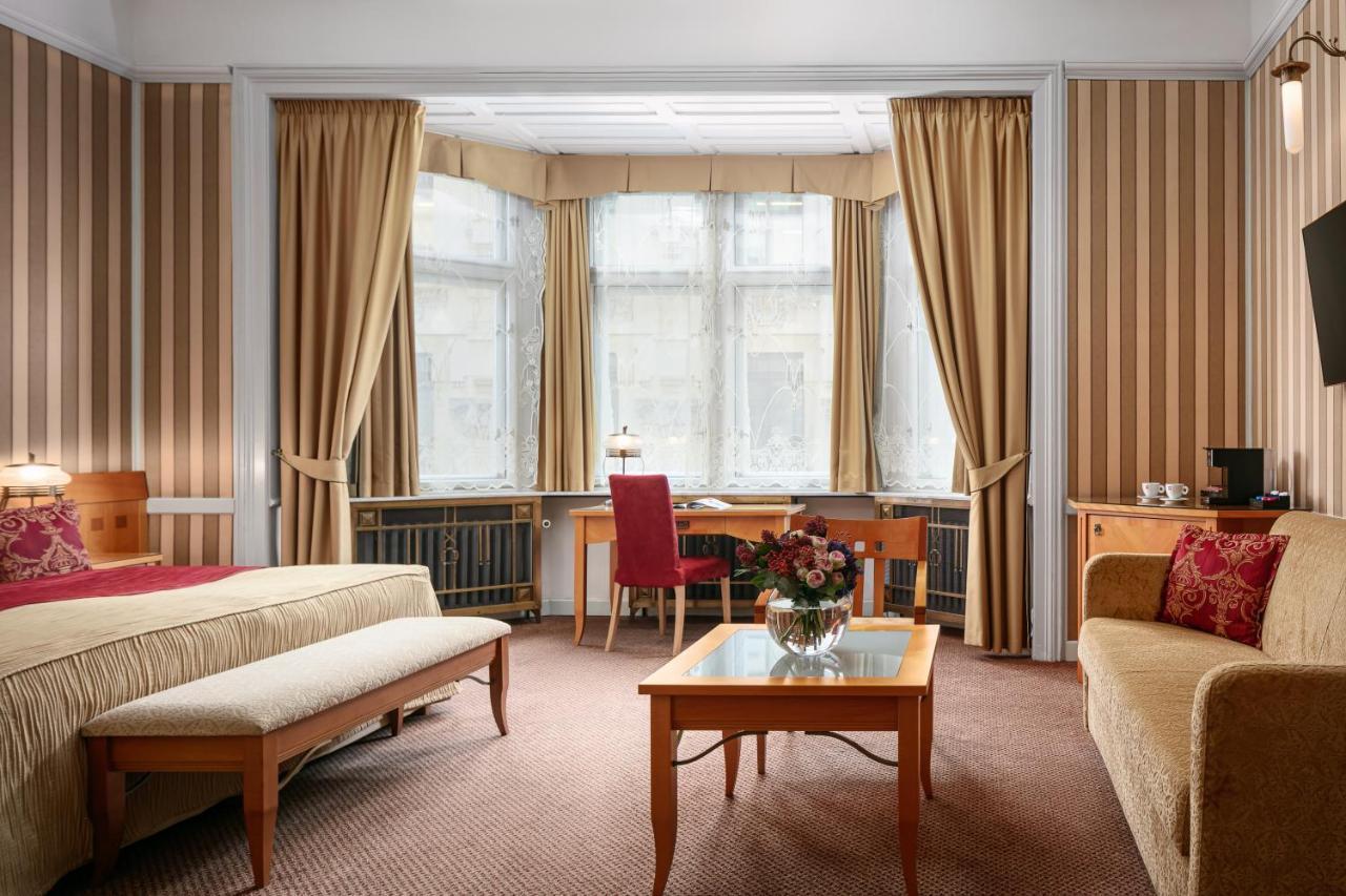 Double or Twin Room Extra Bed,1009998211:JPEG