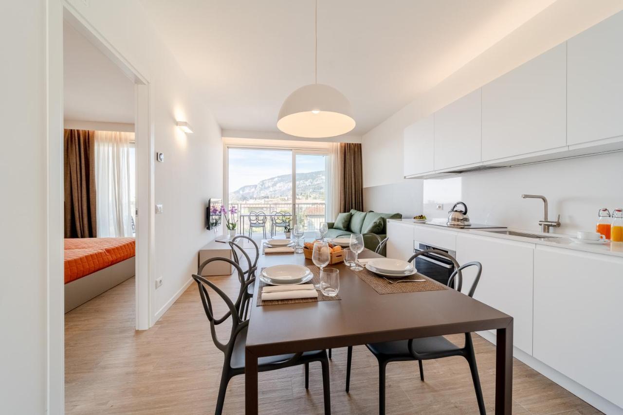 One-Bedroom Apartment Top