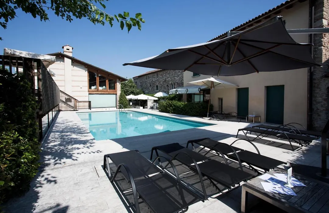 Santellone Resort-1