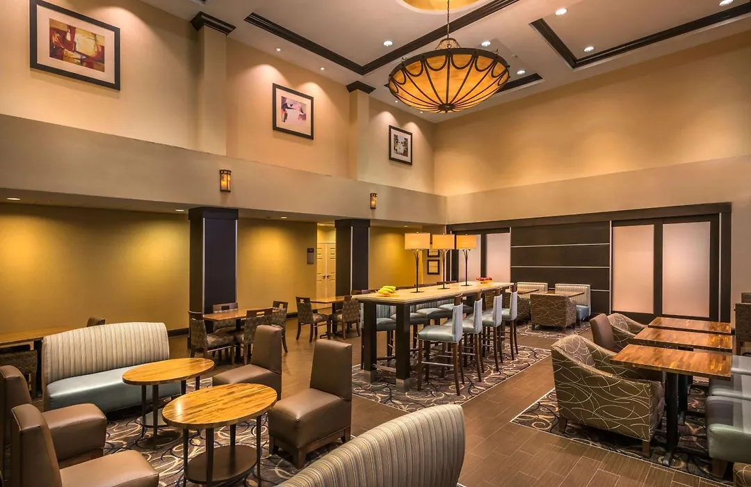 Hampton Inn & Suites Reno-1
