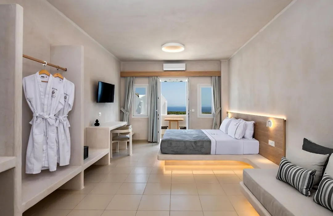 Aelia Luxury Suites-1