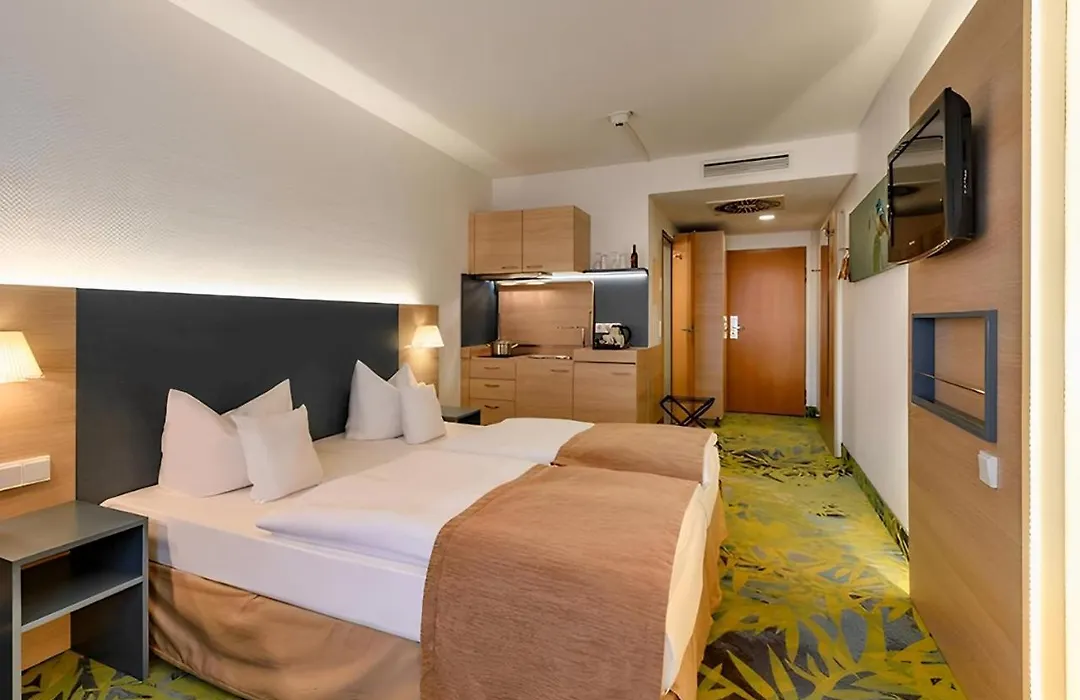 Mercure Hotel Regensburg-1