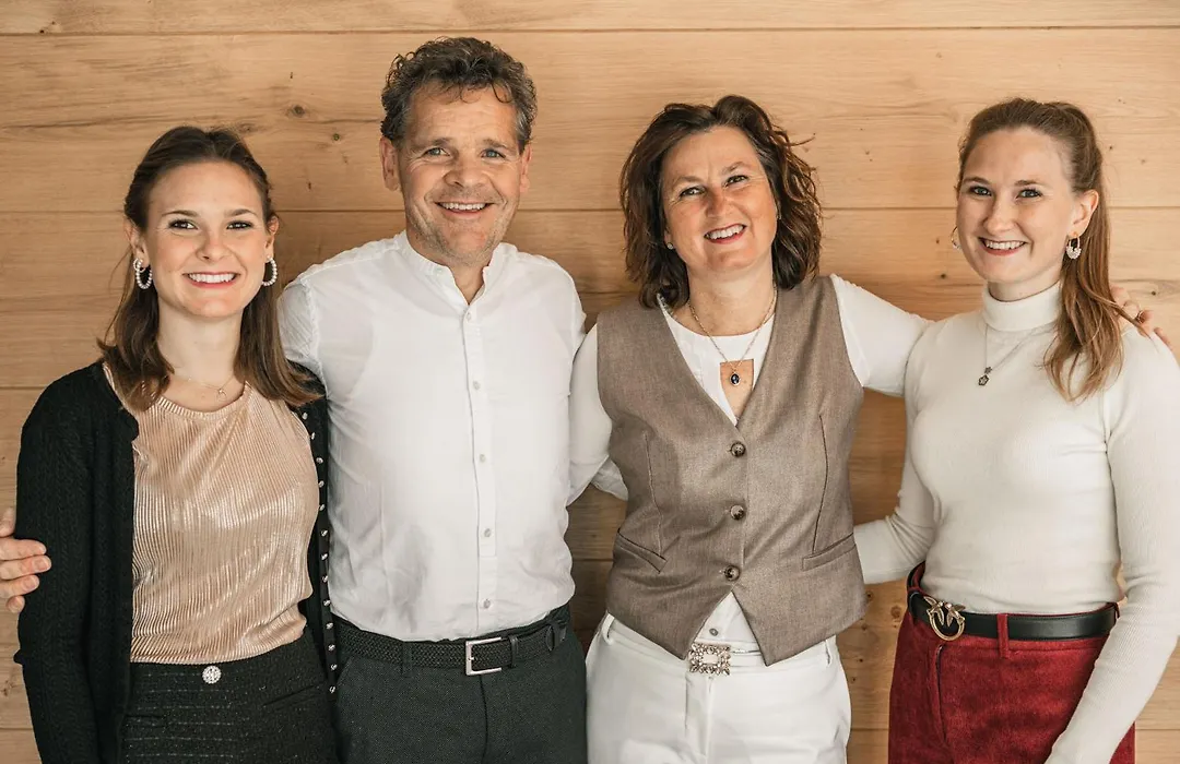 Garni Hotel Miara - Your Dolomites Home-1