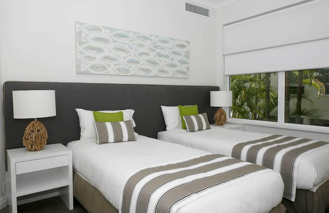 Emerald Noosa-1