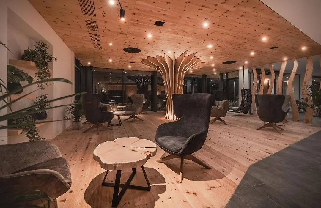 Cristallo Sport & Wellness Hotel-1