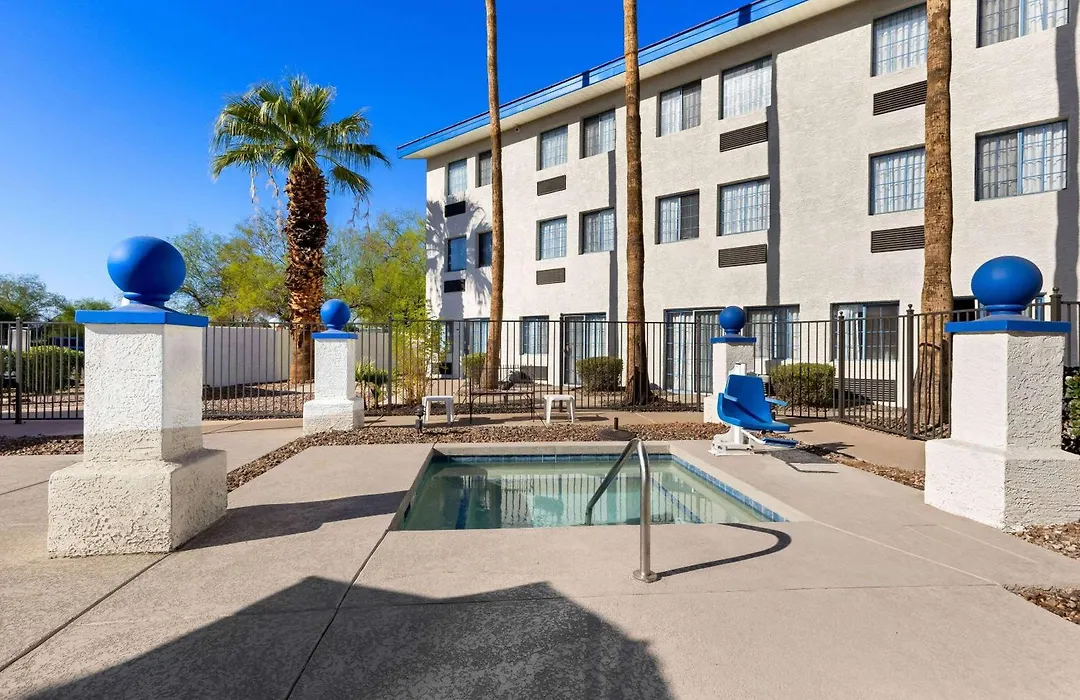 Days Inn & Suites By Wyndham Mesa Near Phoenix-1