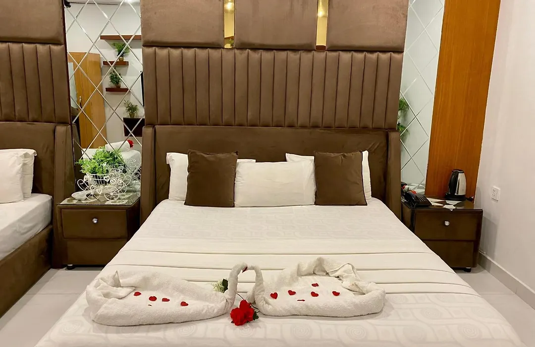 The Signature Hotel Multan-1