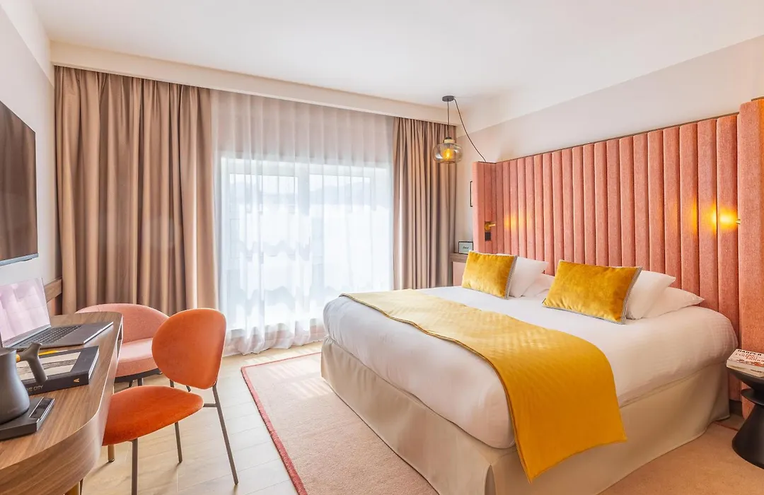 Le Riviera - Hotel Restaurant & Spa - Ex Golden Tulip Aix Les Bains-1