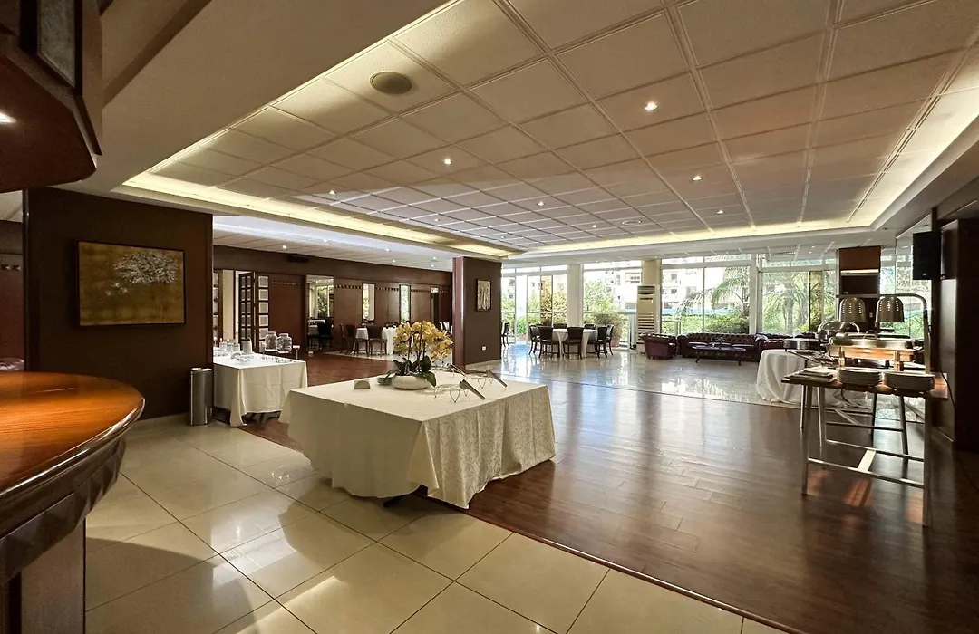 Cosmopolitan Hotel-1