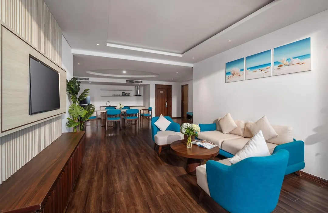 Canvas Danang Beach Hotel-1