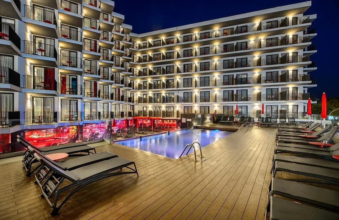 Hotel Vibra District - Adults Only-1