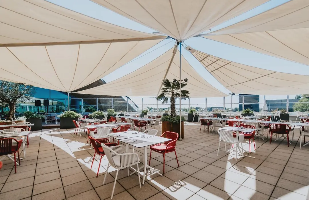Coque Hotel-1
