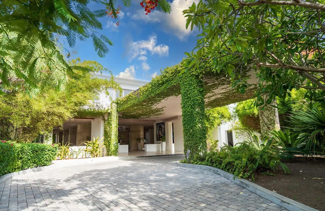 Hodges Bay Resort & Spa, An Hq Luxury Resort & Residences-1