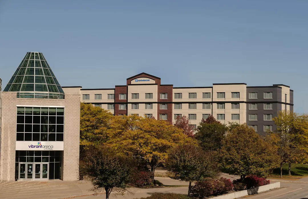 Wyndham Moline On John Deere Commons-1