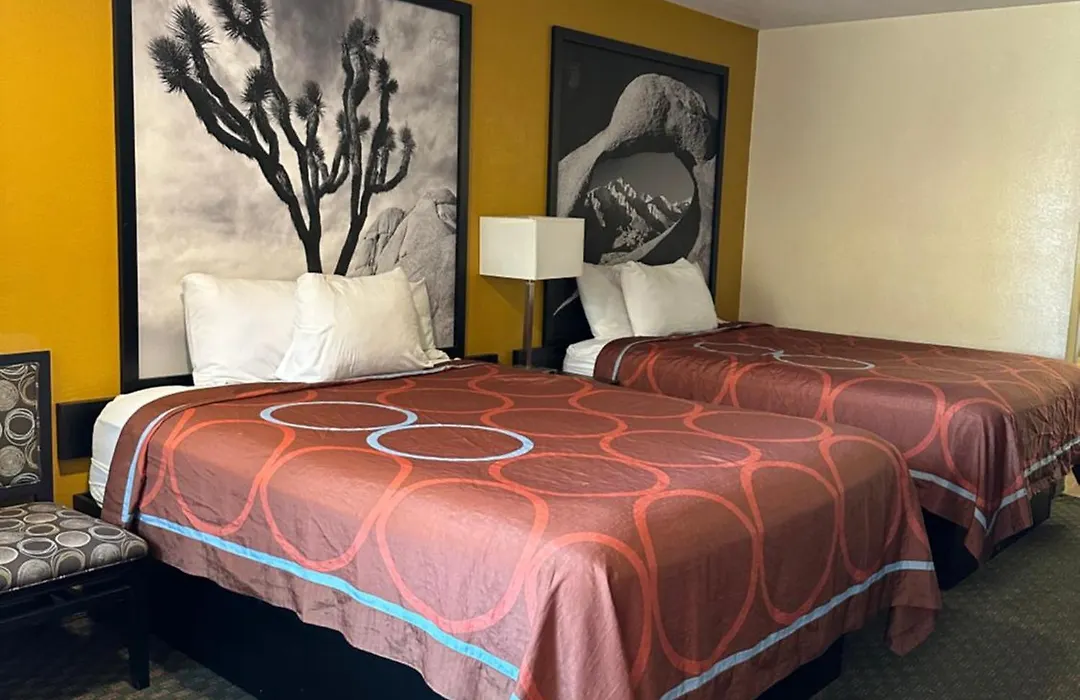 Super 8 By Wyndham Bakersfield South Ca-1