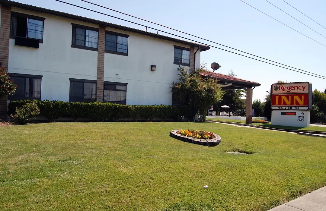 Travelodge By Wyndham Vallejo-1