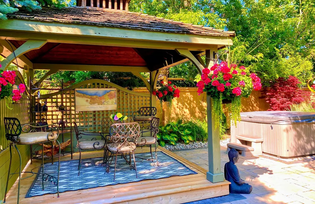 Explorer House Bed & Breakfast-1