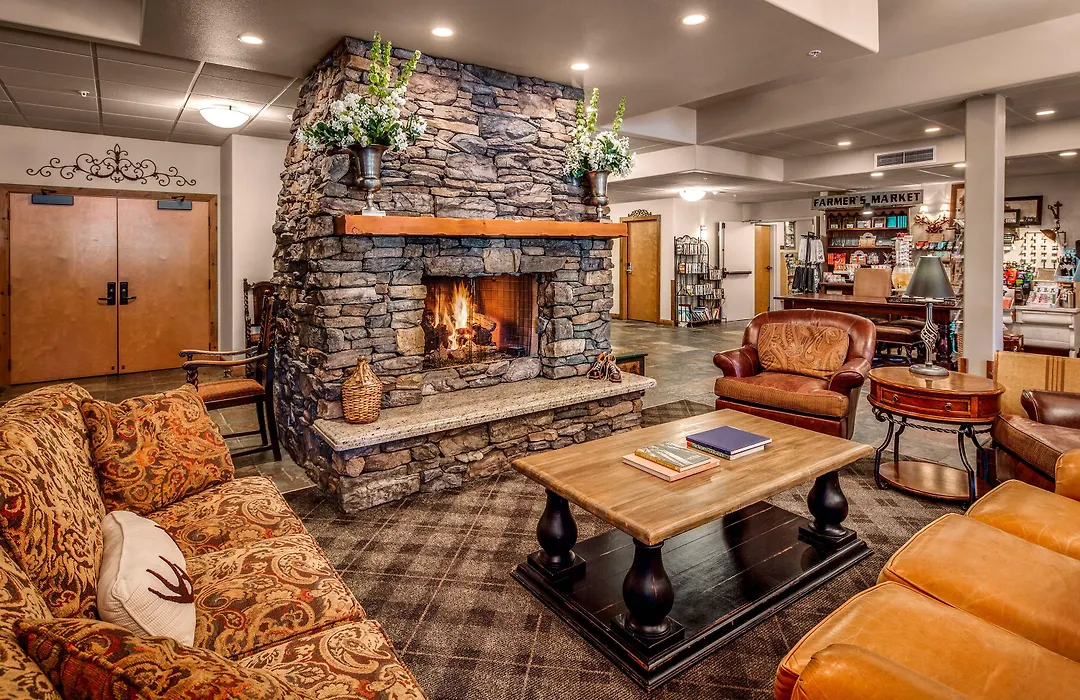 Bavarian Lodge-1