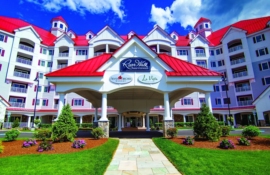 Riverwalk Resort At Loon Mountain-1