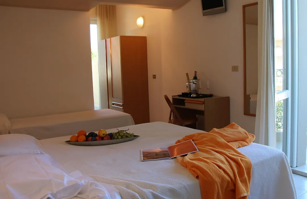 Hotel Antares-1