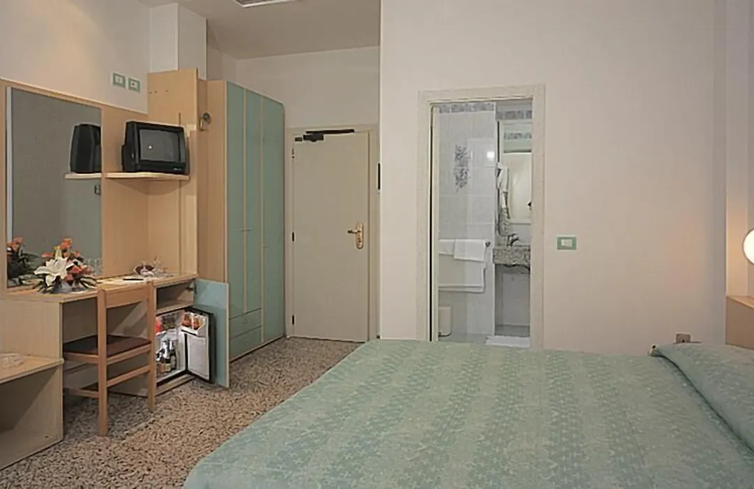 Hotel Aurora-1