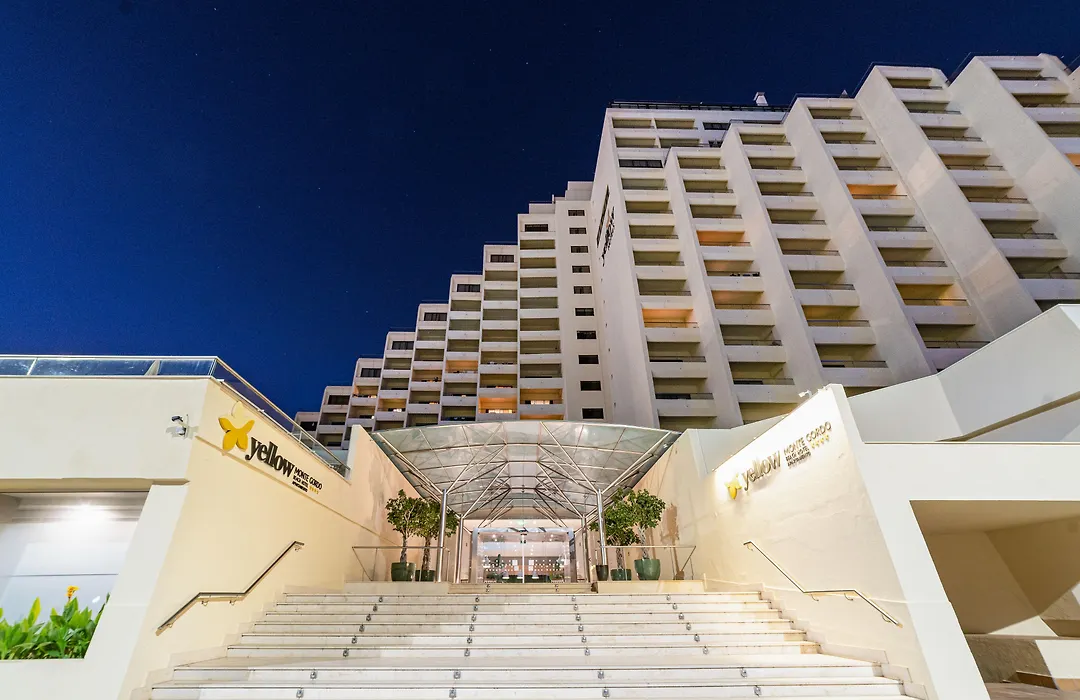 Yellow Praia Monte Gordo-1
