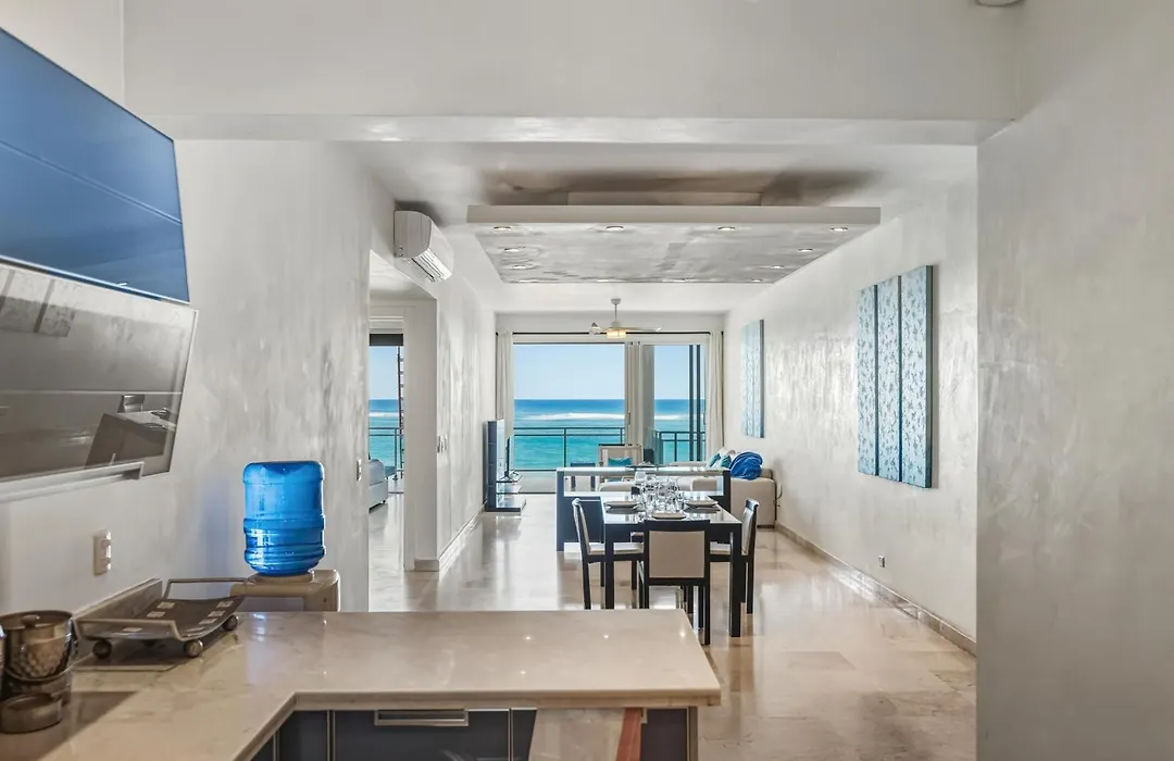 Watermark Luxury Oceanfront Residences-1