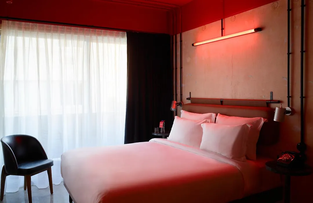 Max Brown Hotel Downtown Part Of Sircle Collection Formally Known As Dave Red-1