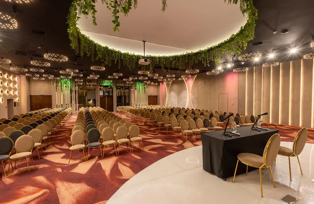 Hotel International Iasi-1