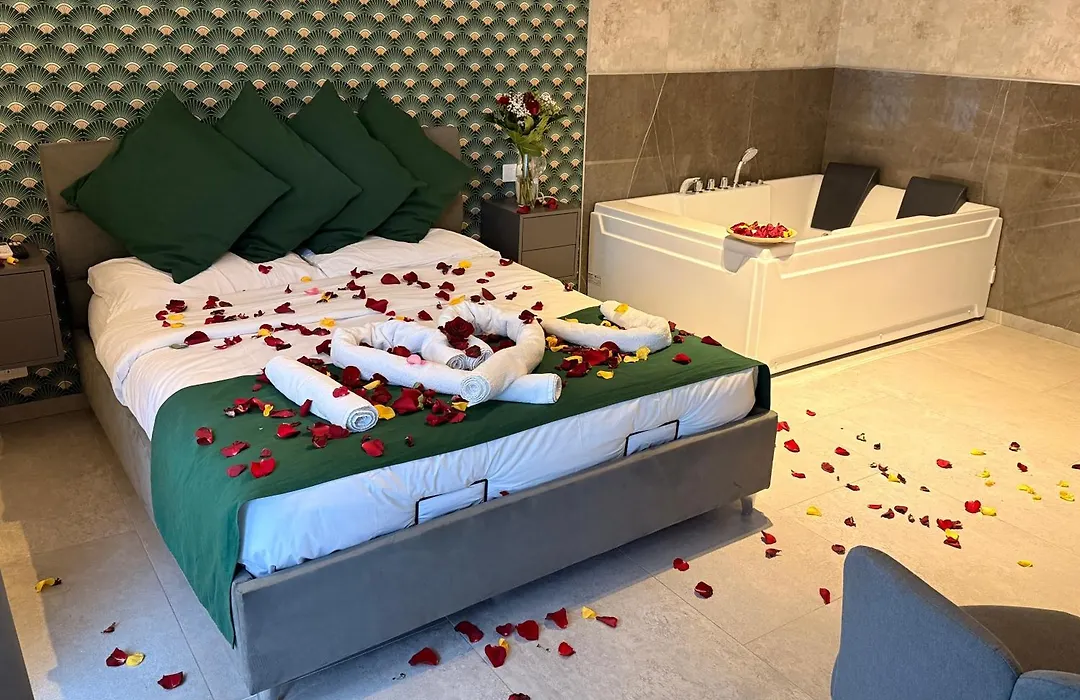 Modern Suites By YOU Rhome in Garbatella-1
