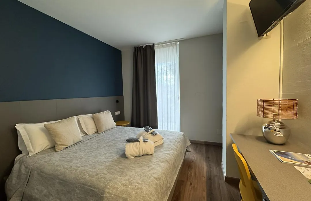 Hotel Royal-1