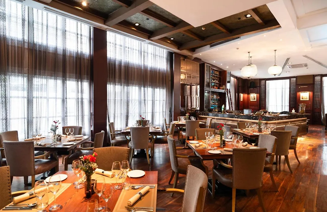 Radisson Suites Bangkok Sukhumvit-1