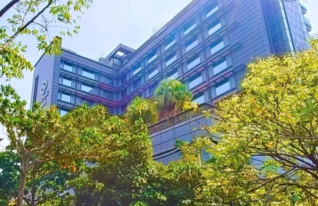 S Aura Hotel-1