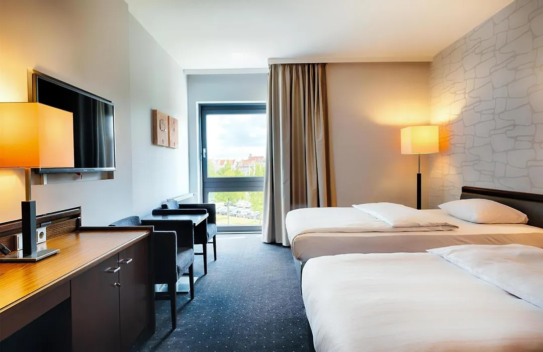Park Inn by Radisson Lübeck-1