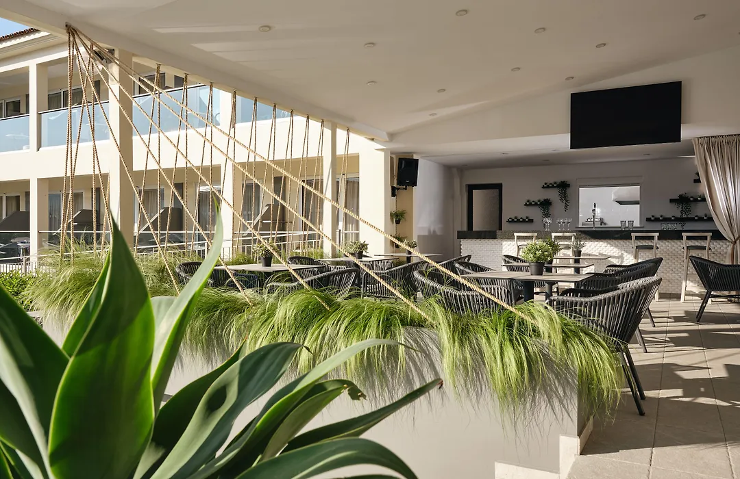 Park Hotel & Spa-Adults Only-1