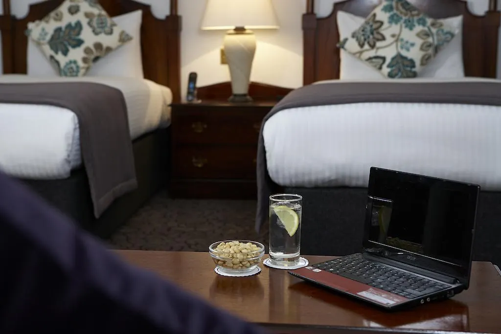 Copthorne Hotel London Gatwick-1