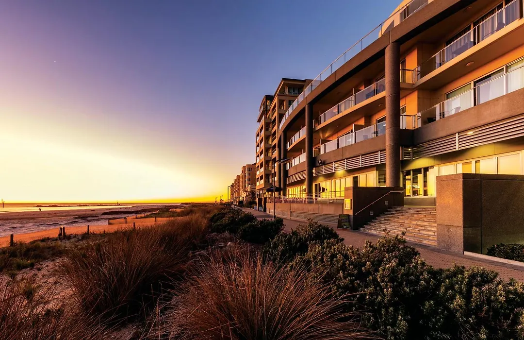 Oaks Glenelg Plaza Pier Suites-1