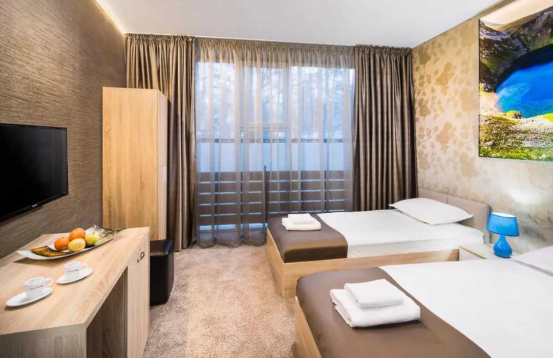 Central Point Boutique Hotel-1