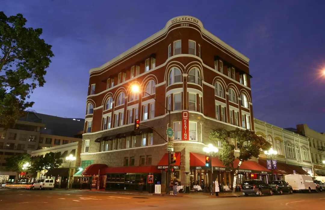 The Keating Hotel By Pininfarina-1