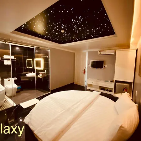 La Galerie Hotel-3
