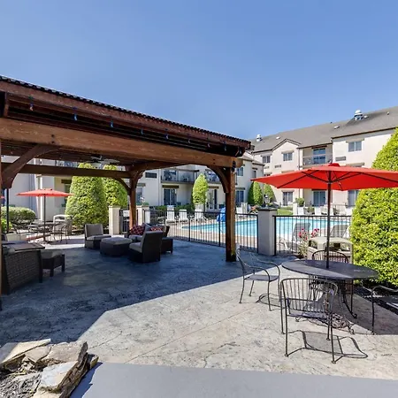 Club Hotel Nashville Inn & Suites-2