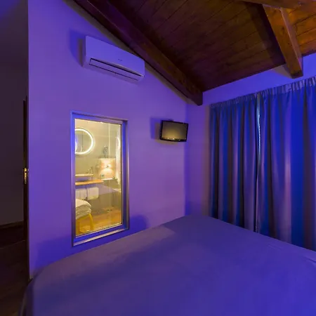 Hotel Vogue-3