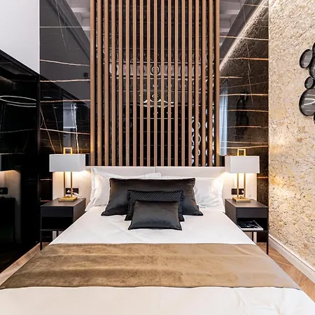 Nero Luxury Suites-3