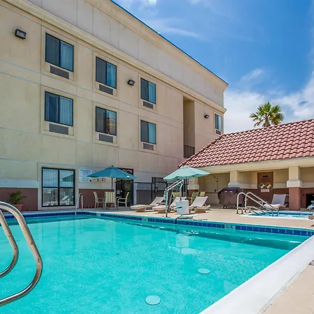 Comfort Suites Barstow Near I-15-3