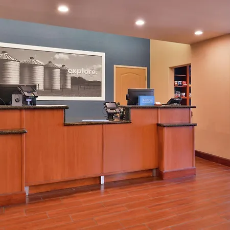 Hampton Inn & Suites Woodland-Sacramento Area-3